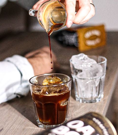 얼죽아, 한겨울에 아이스 아메리카노 마시는 심리 알아보겠습니다